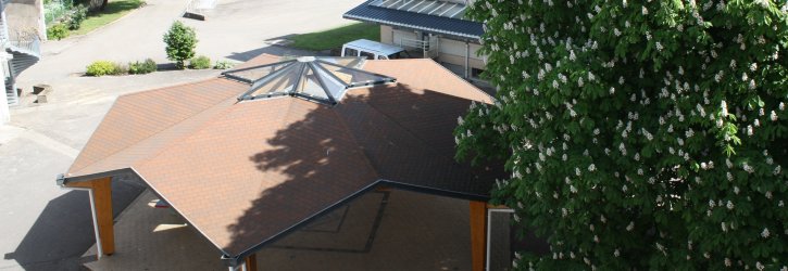 Préau du collège